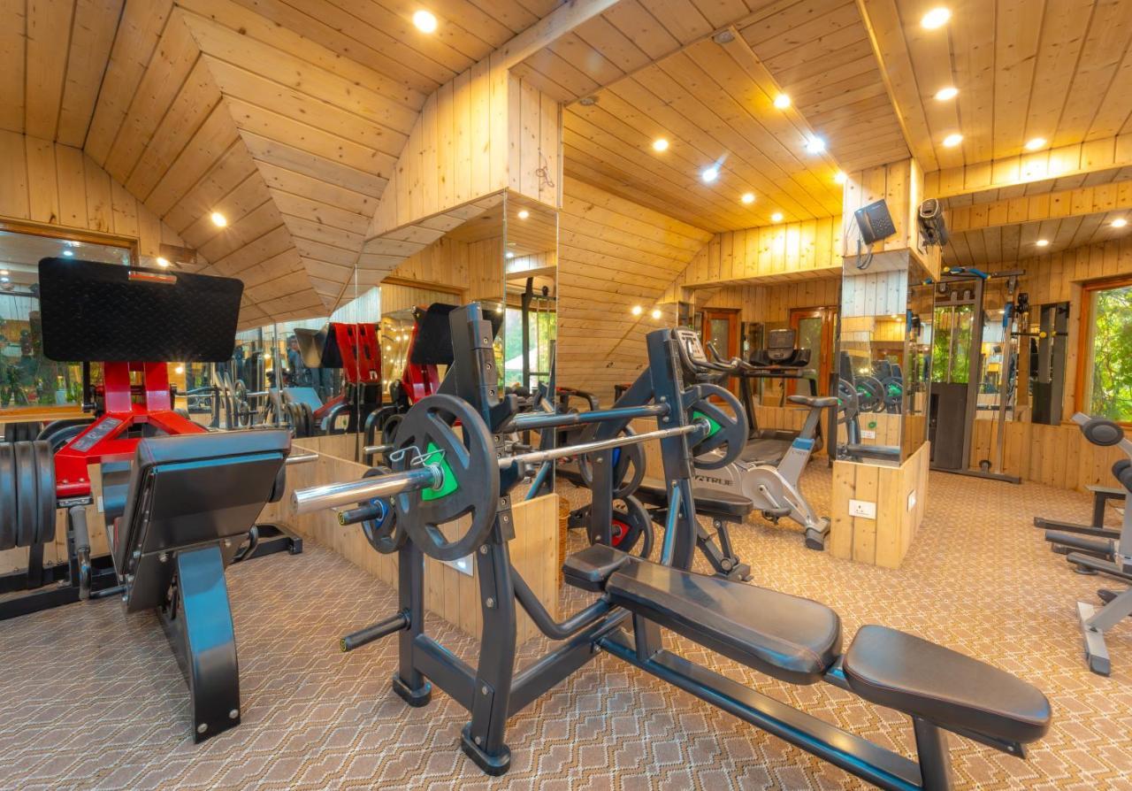 Hotel Mirage Srīnagar Екстериор снимка